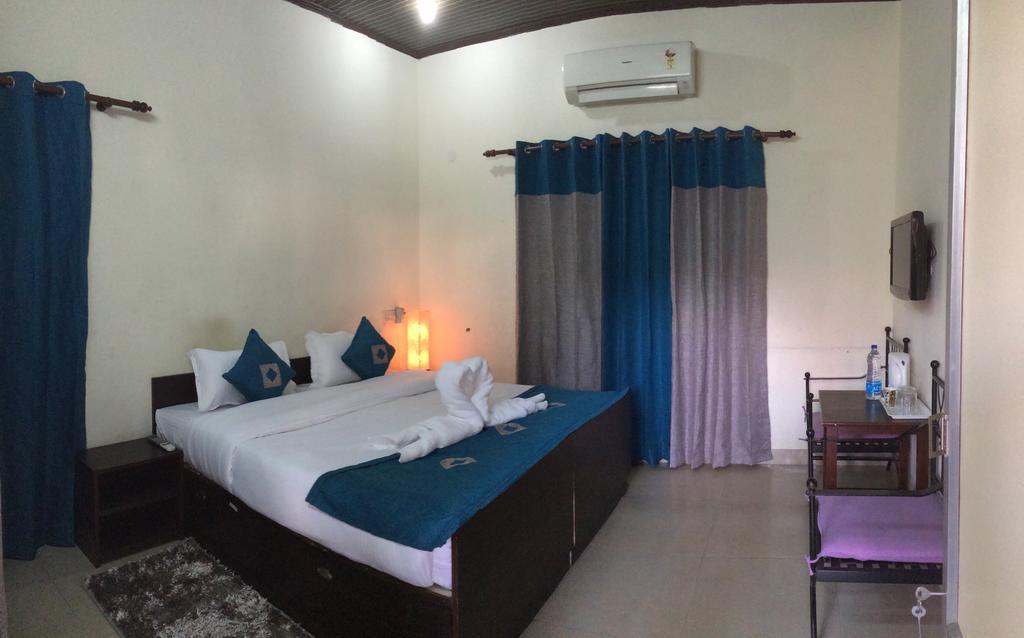 Hotel Sukhsadan デヘラードゥーン 部屋 写真