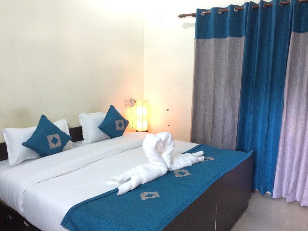 Hotel Sukhsadan デヘラードゥーン 部屋 写真